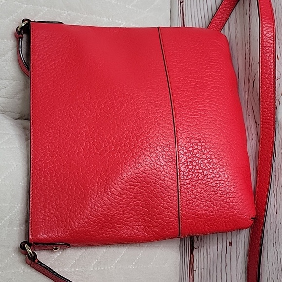 Kate Spade Bay Street CORA Cherry Red Leather Crossbody Bag - Picture 7 of 8